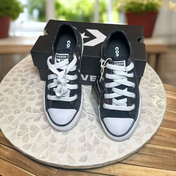 Converse Chuck Taylor All Star CTAS Low PS “Butterfly Shine” Kids Size 11 - Picture 14 of 15